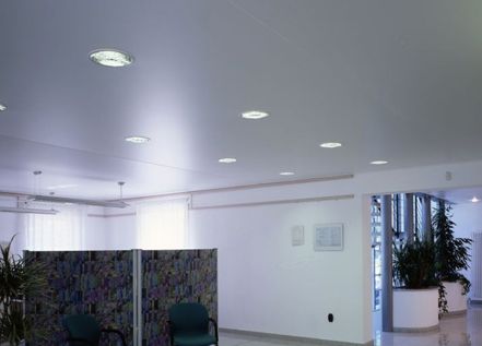 Натяжные потолки для офиса