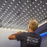 Световой потолок в гостиной 3