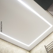 Световые линии на теневом потолке Еврокрааб в ванной комнате 6